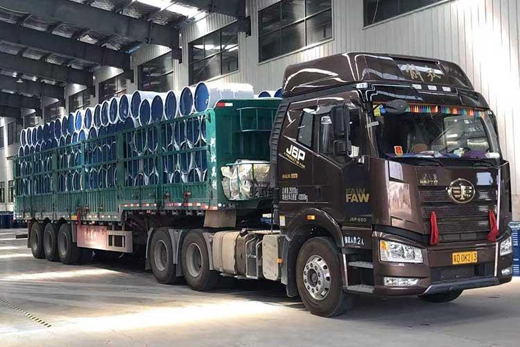 200升烤漆桶发货中